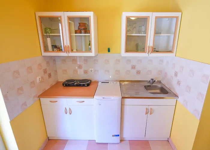 Dağ evi & Parking *